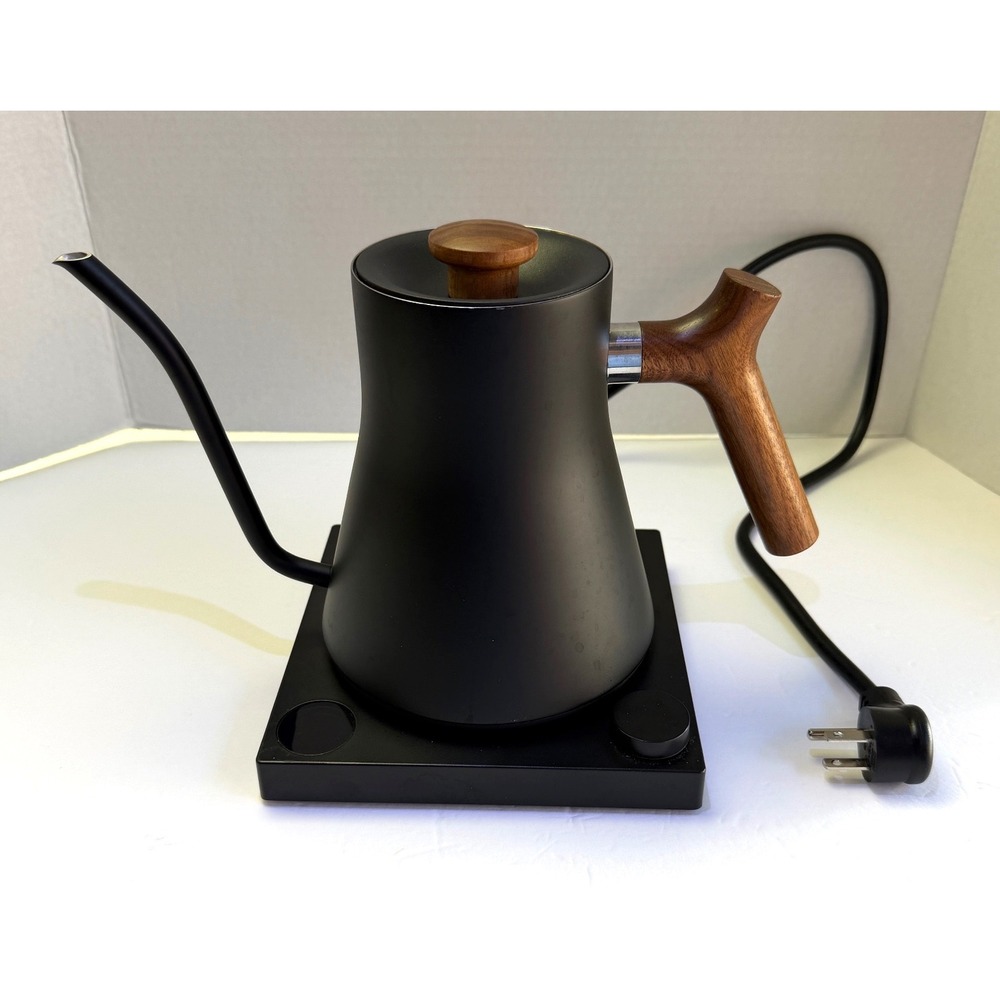 Fellow Stagg EKG Electric Pour-Over Kettle Matte Black Walnut Wood 0.9L EE01AA1A